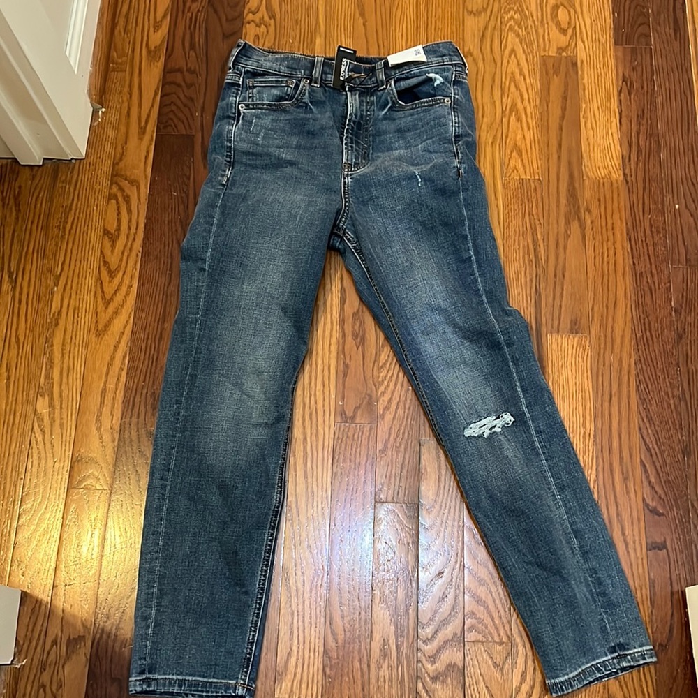 Express mom jean super high rise